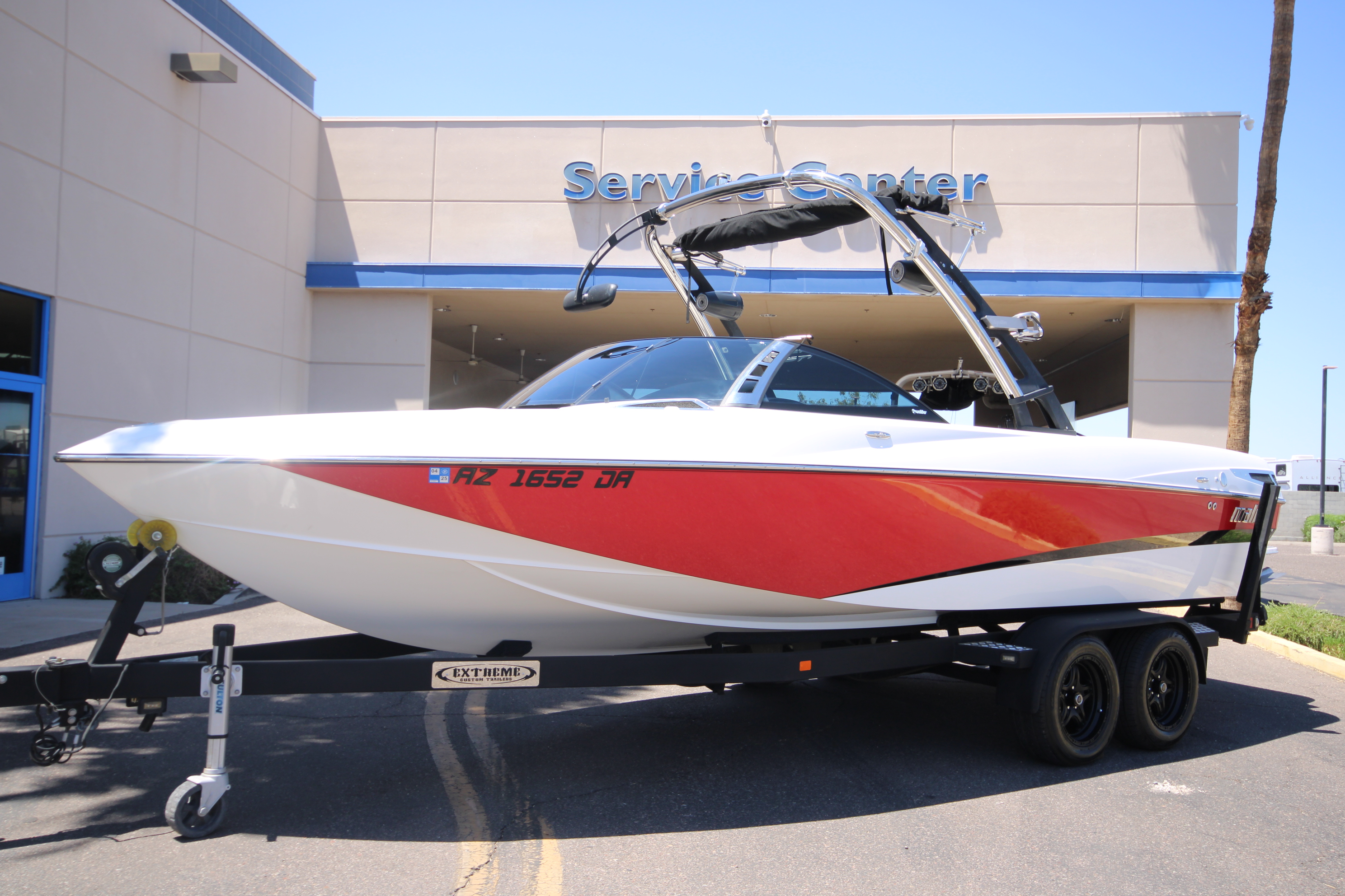 2012 Malibu 247 LSV with Surf System! Icon